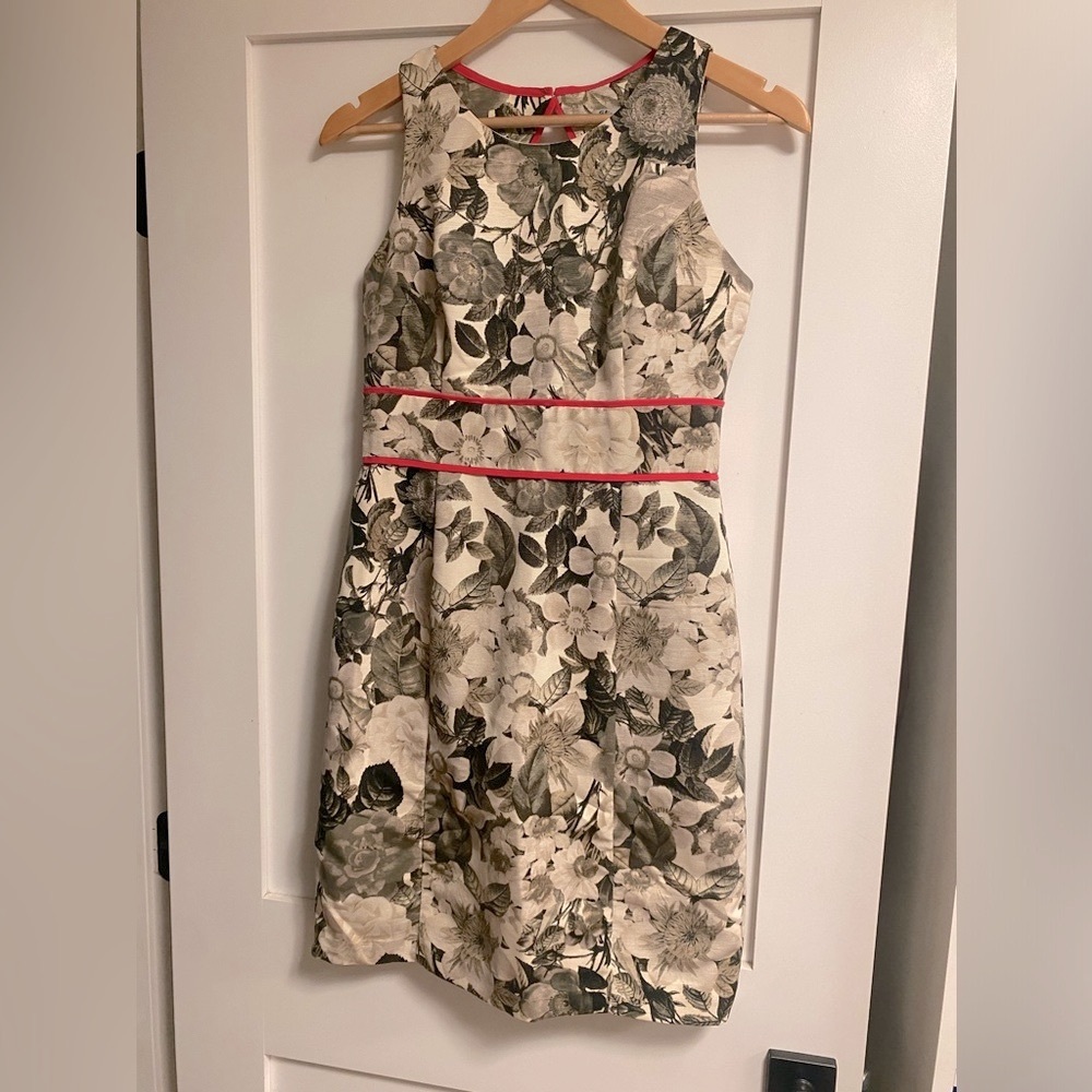 Eliza J Dress with contrast trim